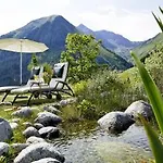 Singer - Relais & Chateaux