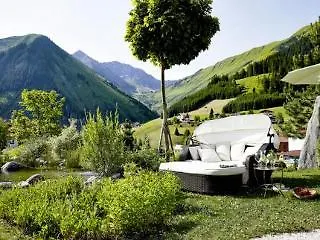 Singer - Relais & Chateaux 4*