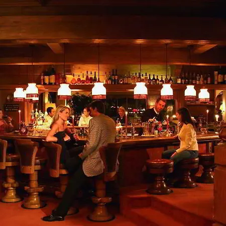 Singer - Relais & Chateaux バーワング